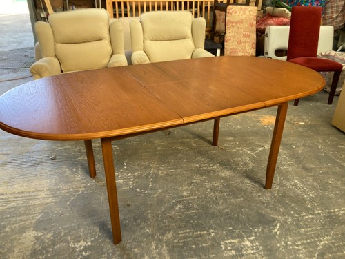Meredew oval dining table - oval,