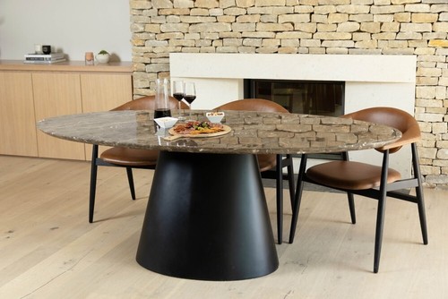 Large oval dining table with - oval,